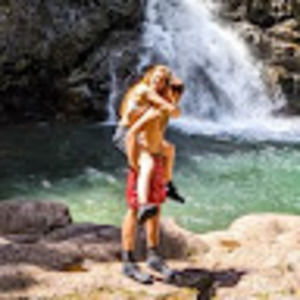 Meet your Posher, Elena